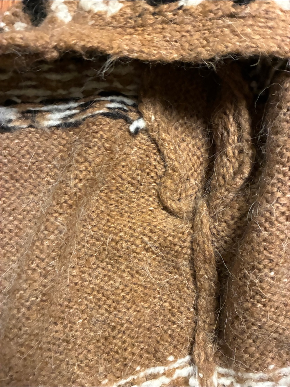 Black/Tan Patterned Button Cardigan - Picture 2 of 6